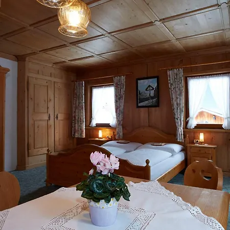 Weissenbach Гостевой дом 3*