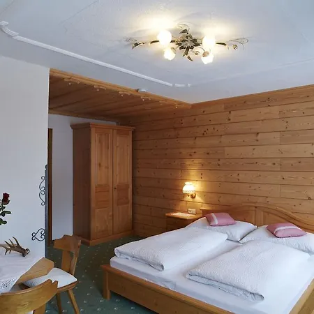 Weissenbach 3*