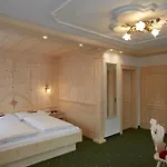 Gasthuis Weissenbach 3*